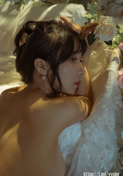 亚洲综合欧美女优写真视频_成人在线观看免费