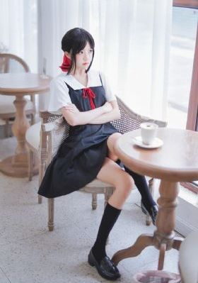吸允女朋友奶头过程_超清高清免费观看